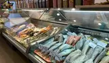 Рыбный магазин на правом берегу. Ж - миниатюра 1