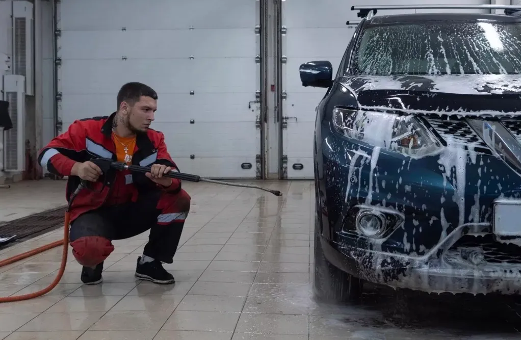 Автомойка в Coлнечном. Ж